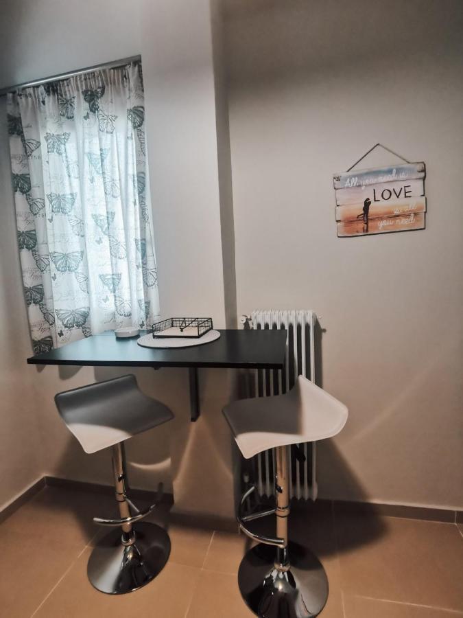Efrosini'S By The Sea Apartment Chalkís Zewnętrze zdjęcie